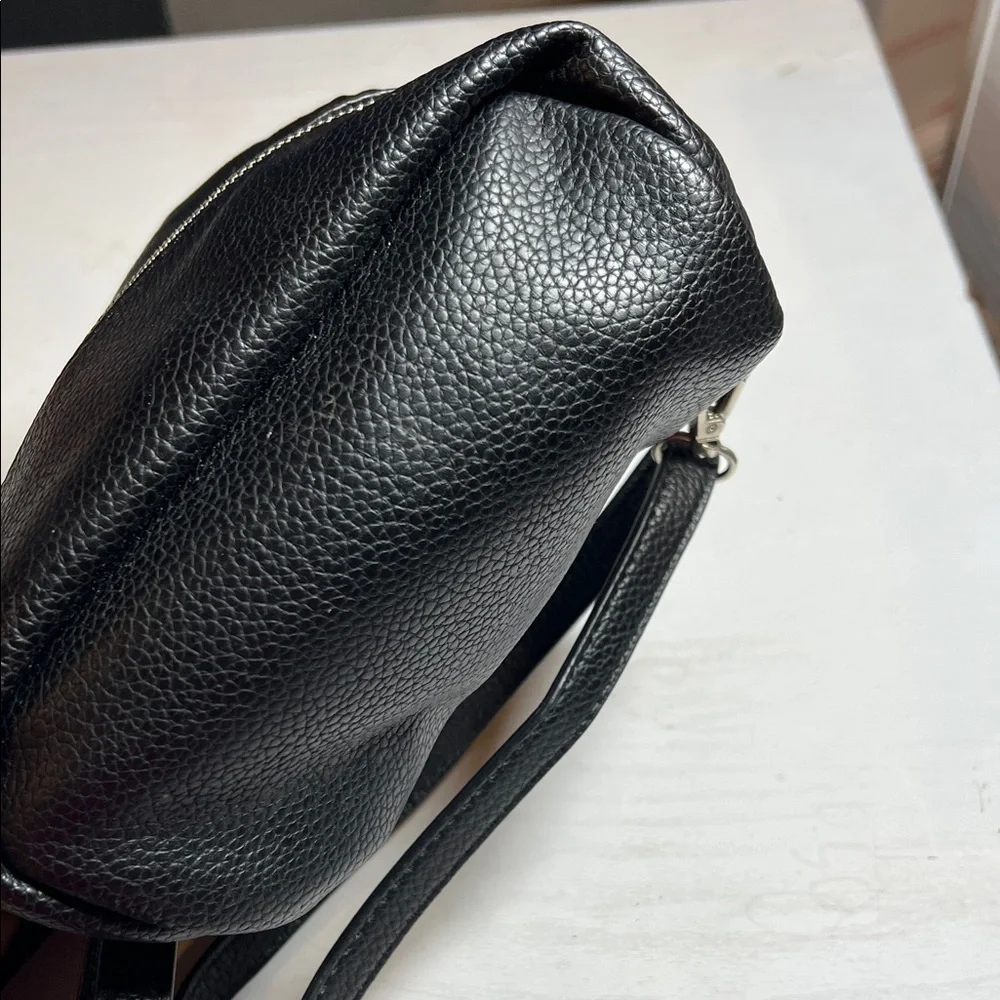 Steve Madden Textured Black Backpack D12